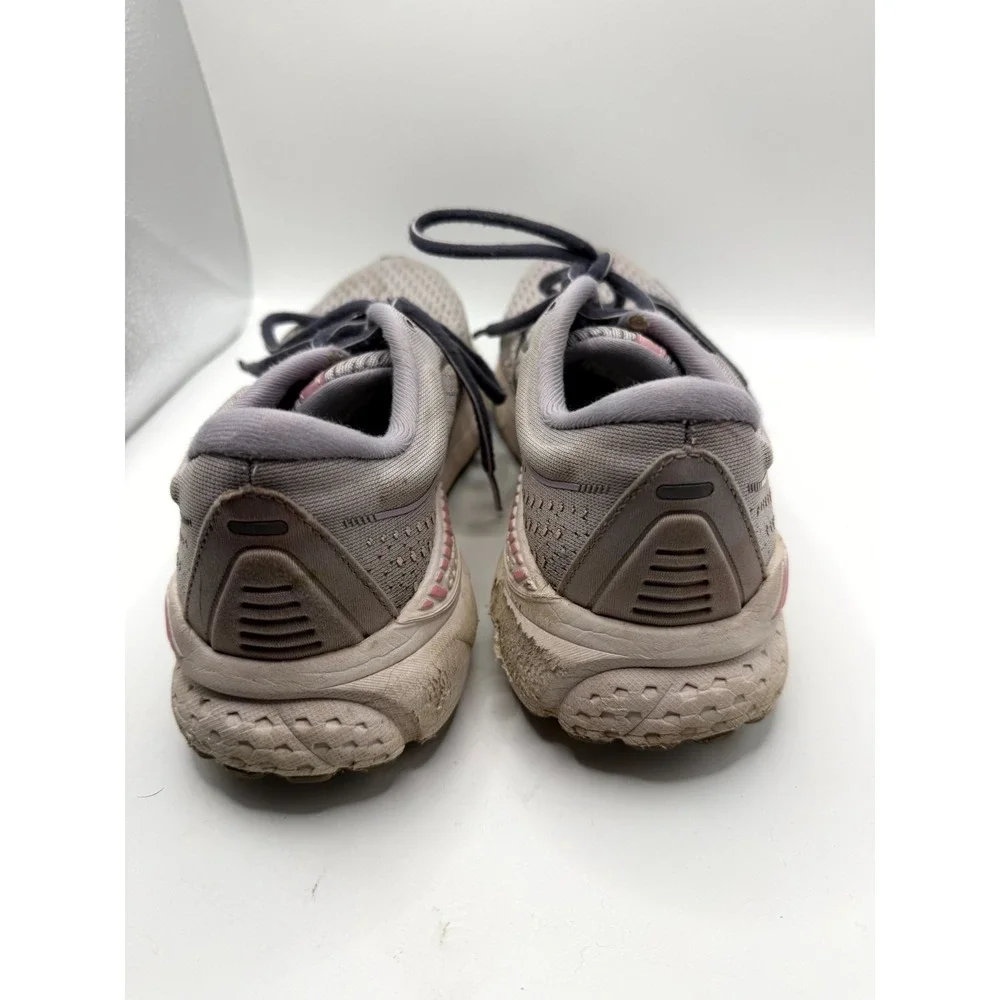 Brooks Adrenaline GTS 21 1203291B675 Womens 9 B Sneaker Iris Lilac Running Shoes